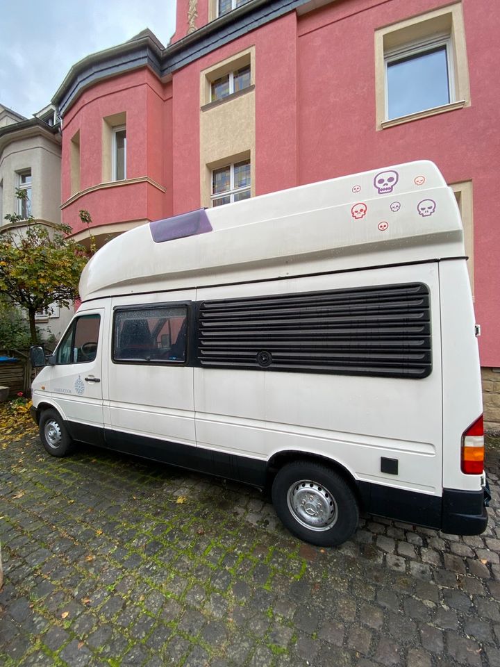 Mercedes James Cook Wohnmobil in Trier