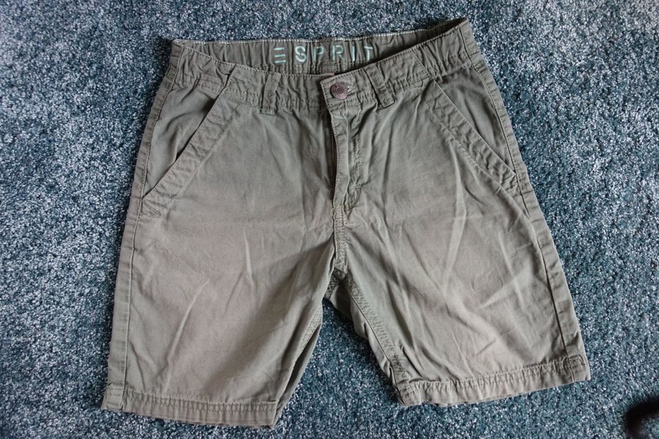 Kurze Shorts für Jungen von Esprit, Gr. 152 in Darmstadt