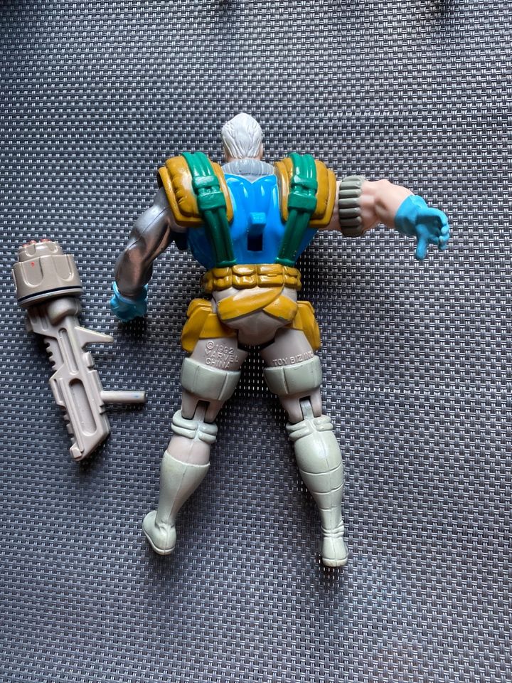 Cable X-Men Marvel 1992 Actionsfigur mit Zubehör in Löbnitz