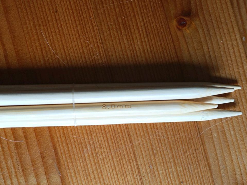 Nadelspiel 8mm Bambus in Alzenau