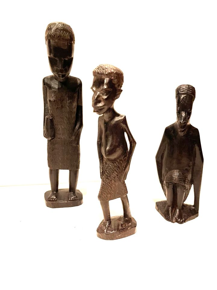 12 Holz Figuren, afrikanische Deko in Köln