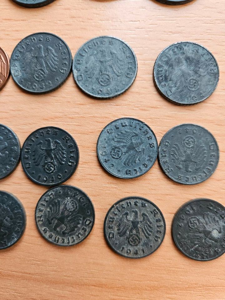 Münzen von zweite Weltkrieg. in Hamburg