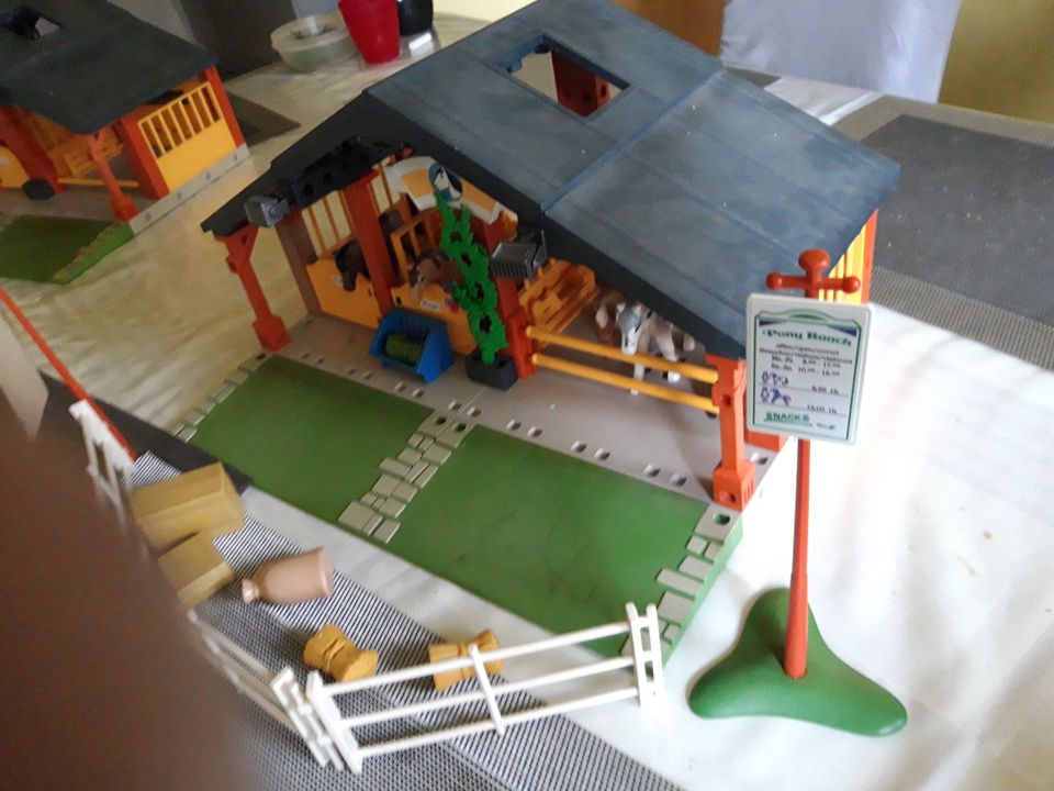 Playmobil 3120 Reiterhof komplett mit viel Zubehör incl.  Versand in Hagen im Bremischen