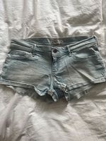 Hollister Shorts Jeans Gr. 7 W 28 Eimsbüttel - Hamburg Rotherbaum Vorschau