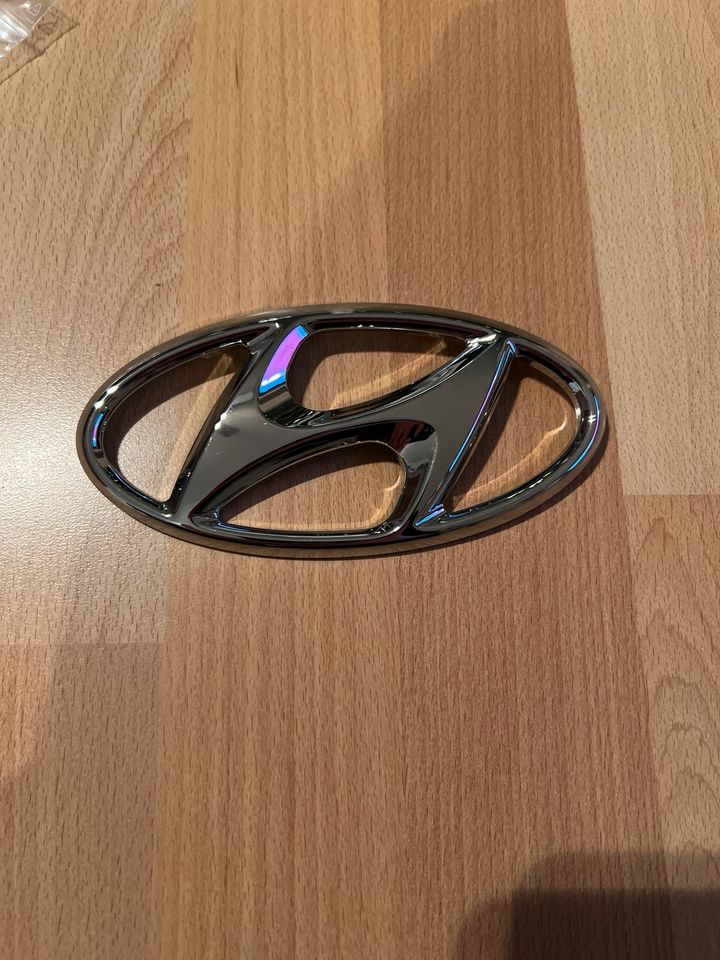 Hyundai i30N Emblem hinten in Lübeck