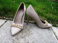 Highheels mit Front Schmuckdesign Gr.38 Bayern - Gersthofen Vorschau