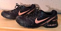 Nike Air Max Gr. 41 Damen Laufschuhe Sneaker schwarz Niedersachsen - Lachendorf Vorschau