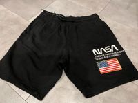 Shorts von NASA, Gr. S, schwarz Schleswig-Holstein - Oldenburg in Holstein Vorschau