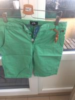 Damen Shorts JX Gr.27 top Zustand Nordrhein-Westfalen - Neuss Vorschau