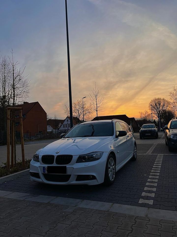 BMW 3er e91 318d m Paket Tüv auf Wunsch neu in Steyerberg