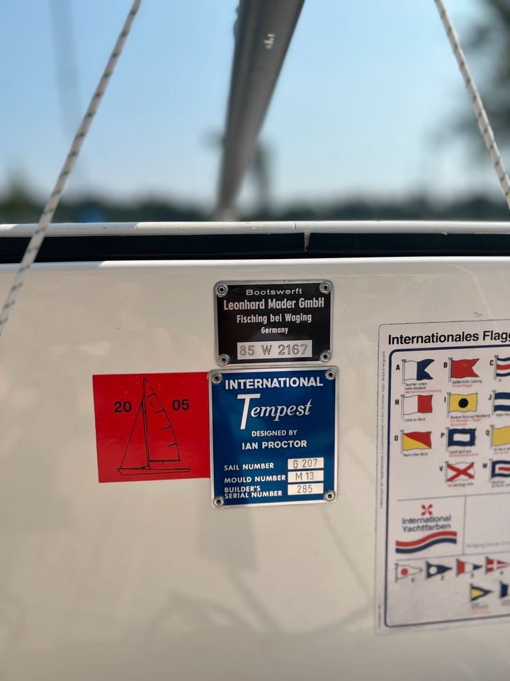 Tempest 2 Mann Segelboot mit Kiel / Überholt 2022 in Düsseldorf