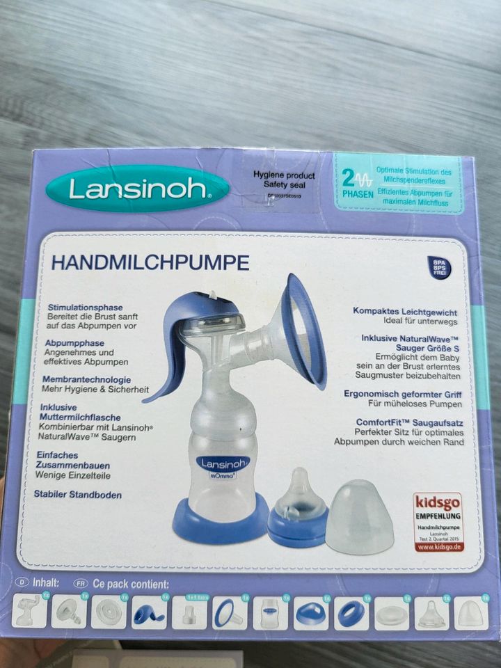 Lansinoh Wave Handmilchpumpe und Flaschen Püllis in Emmerthal