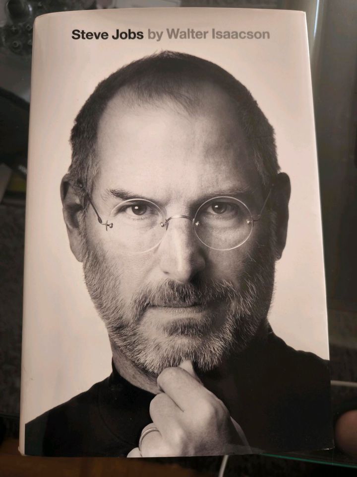 Steve Jobs by Walter Isaacson in Würselen