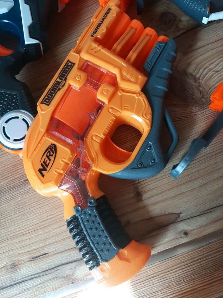 Nerf Set 7teilig plus Munition in Brüggen