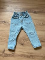Niedliche Paperbag Jeans von Zara in Gr.86 Niedersachsen - Oyten Vorschau