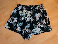Blümchen Shorts Düsseldorf - Oberbilk Vorschau