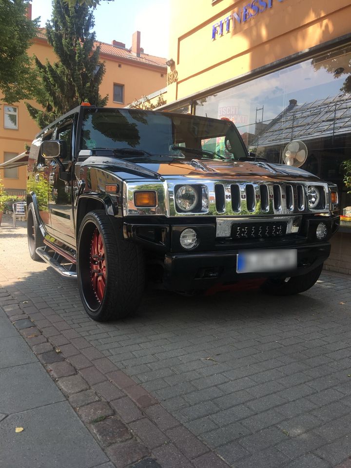 Hummer 2  h2 in Berlin