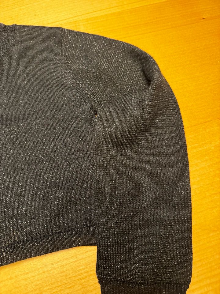 Molo und Boboli Strickjacke Schwarz/Blau mit Lurex gr. 104 je 28€ in Bayerbach b Ergoldsbach