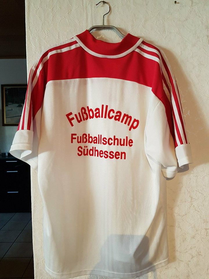 Adidas Shirt Sporttrikot Fußballcamp Fußballschule Südhessen Gr M in Griesheim