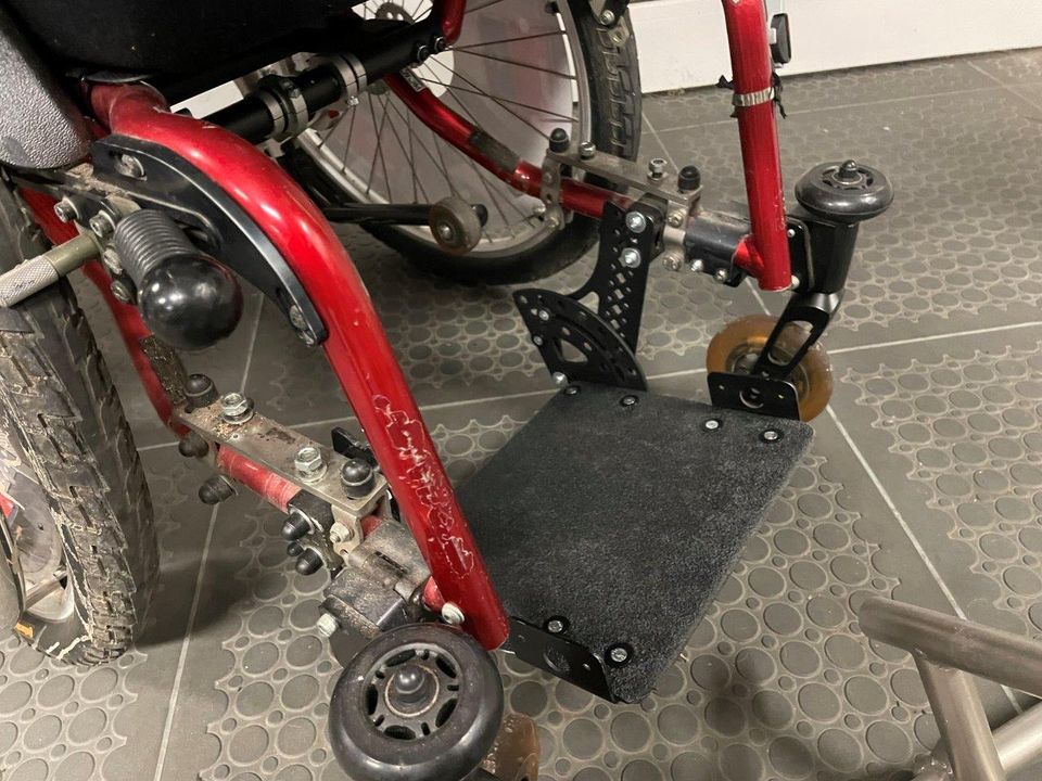 SPEEDY Pedalofit  Rollstuhlzuggerät für Kinder und Erwachsene in Kahl am Main