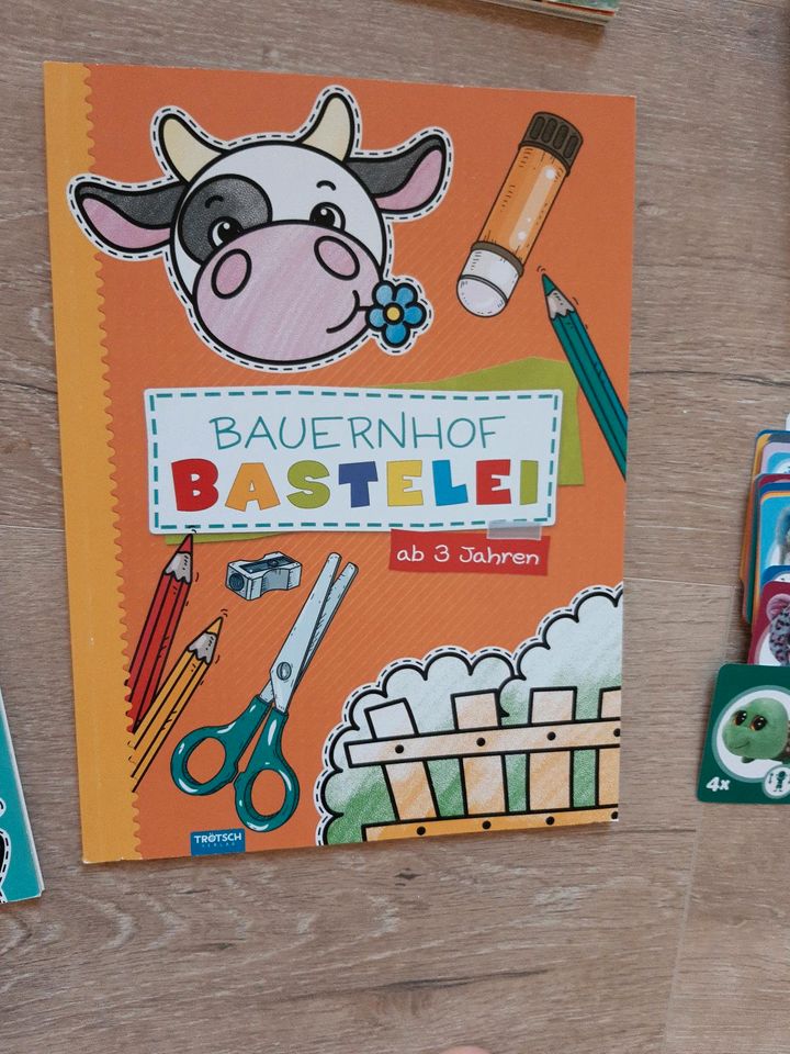 Kindergarten Vorschule Lernen Basteln Rätsel Sticker Dinos in Ludwigsfelde