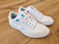 Nike Sneaker Weiß Gr. 36 Sachsen - Schkeuditz Vorschau