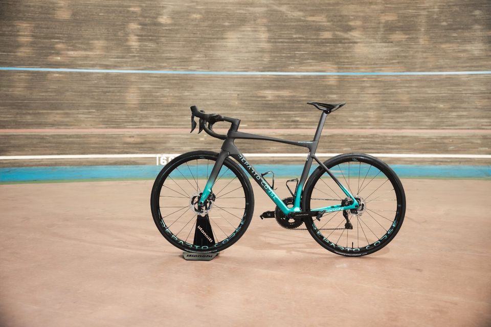 Bianchi Specialissima RC RH 59 ICH WIEGE  :6,6 KG !!! in Kaarst