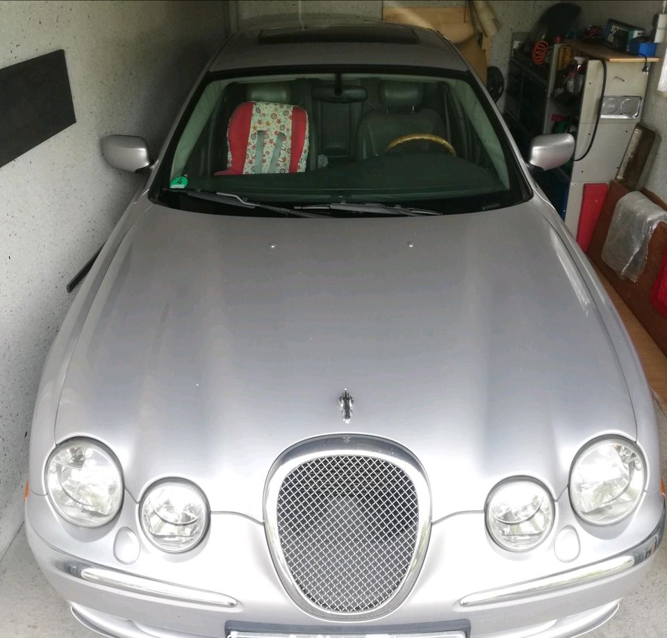 Jaguar S-Type 3,0l V6 CCX X200 silber in Bensheim