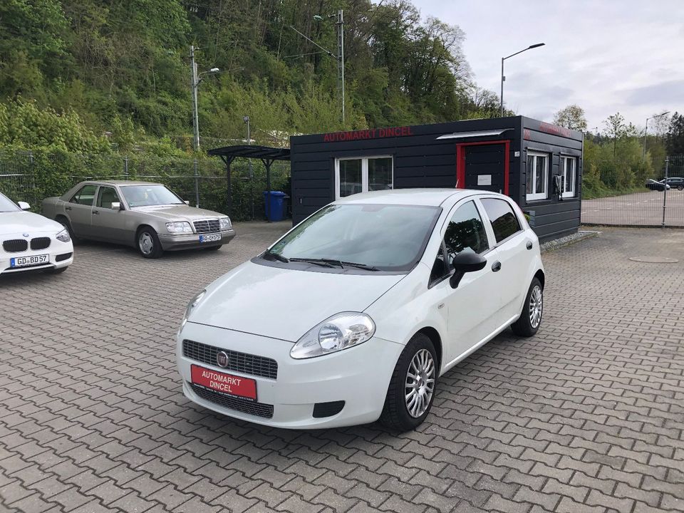 Fiat Grande Punto 1.2 8V Active in Schwäbisch Gmünd