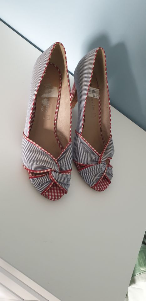 Tamaris Peeptoe / Größe 42 / fast neu in Wagenfeld