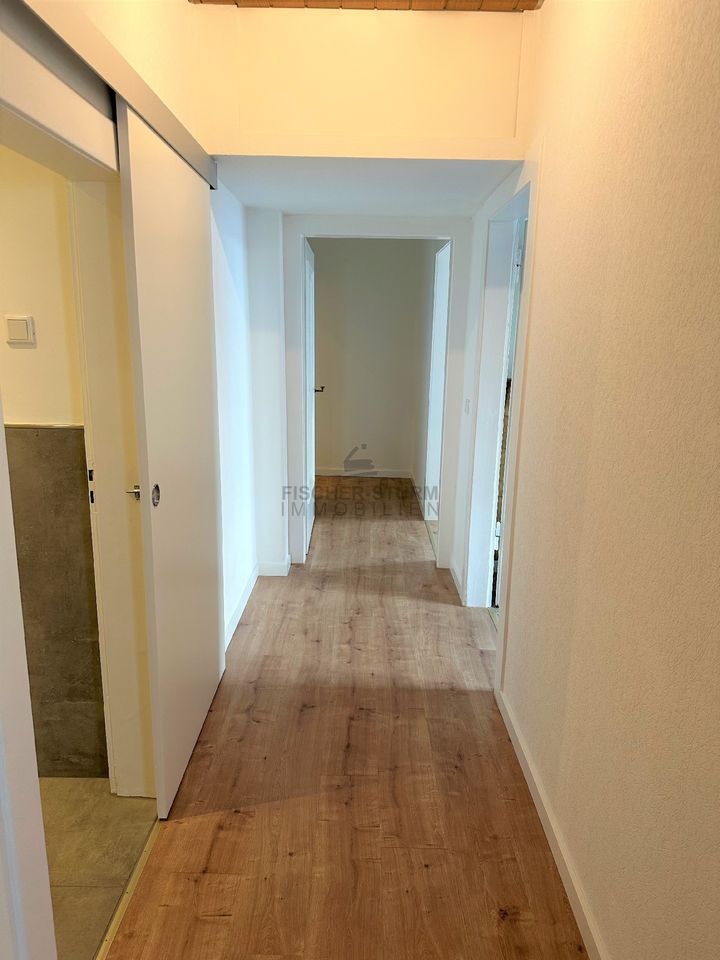 Düsseldorf-Oberkassel: Modernisierte 3-Zimmer-Wohnung in bester Lage! in Düsseldorf
