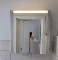 Spiegelschrank mit Beleuchtung silber Bayern - Freyung Vorschau