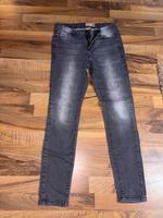 Dunkelgraue Jeans skinny Gr. 38 Kik Sachsen - Herrnhut Vorschau