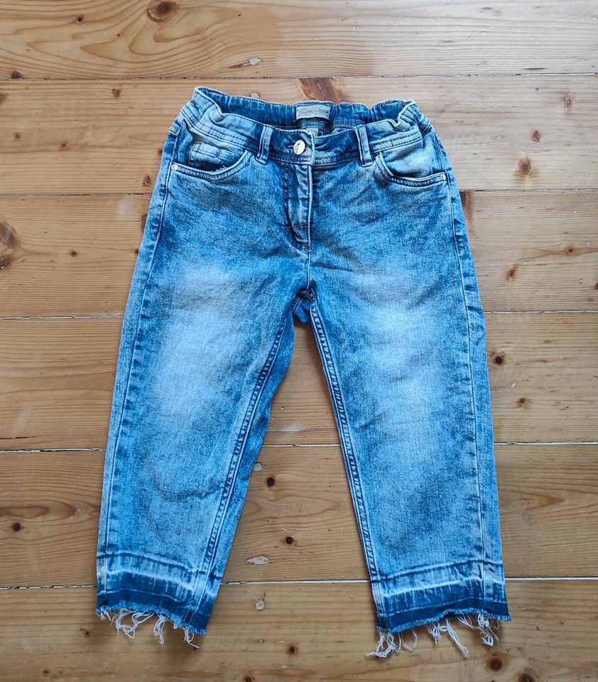 Mädchen Capri Jeans Gr. 152 in Sachsen-Anhalt - Reinstedt | eBay  Kleinanzeigen ist jetzt Kleinanzeigen