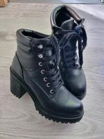 Stiefel, Stiefeletten Zara, echtes Leder Nordrhein-Westfalen - Eschweiler Vorschau
