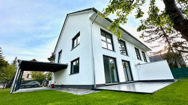 Wunderschönes Haus im Erstbezug in Mahlsdorf! in Berlin