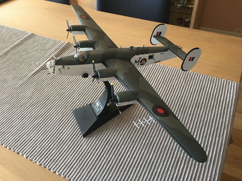 Corgi Liberator 1:72 - selten in Hilden