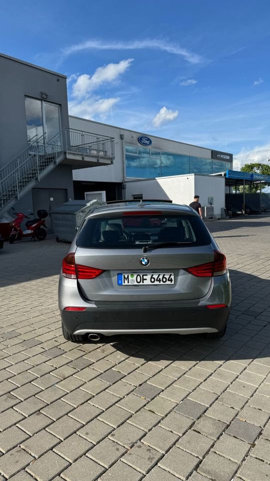 BMW X1 xDrive23d - in München