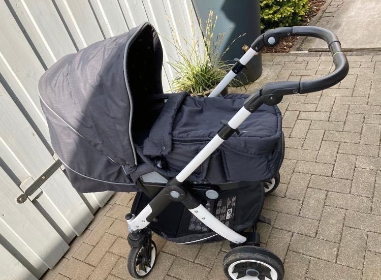 Teutonia Kinderwagen, Babywanne/Sportsitz, schwarz in Bielefeld