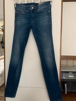 Neu „Diesel" Jeans Strech Hose „Skinzee-Low-S" blau Gr. W25/L32 Nordrhein-Westfalen - Bad Laasphe Vorschau