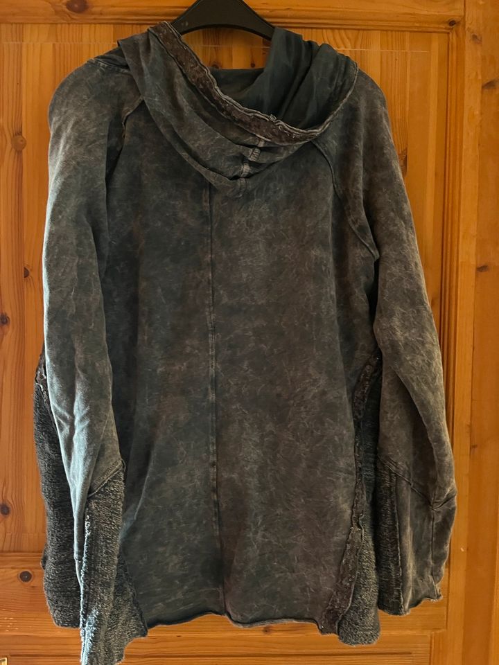 Jacke mit Kapuze von Tredy, Grautöne, Gr. 42, Glitzer ❣️ in Gießen