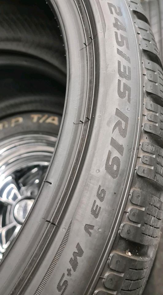 2x Pirelli Winterreifen 245/35 R19 93V neuwertig in München