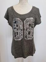 Graues T-Shirt mit Pailetten von bonprix Bayern - Neufahrn Vorschau