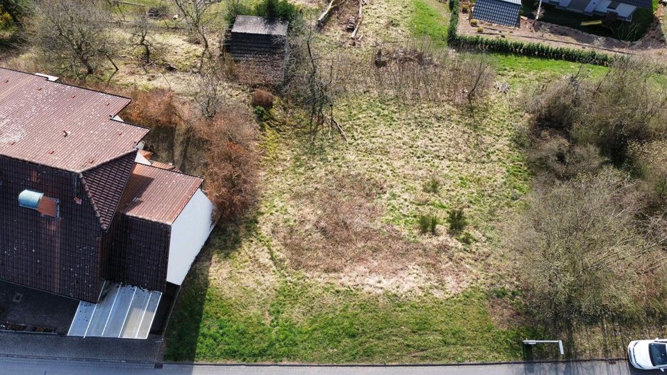 Sonniges Baugrundstück mit wunderbarem Blick in Mespelbrunn ☀️ in Mespelbrunn