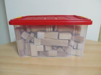 Holzbausteine, 195 Teile, in einer Box mit Deckel Brandenburg - Spremberg Vorschau