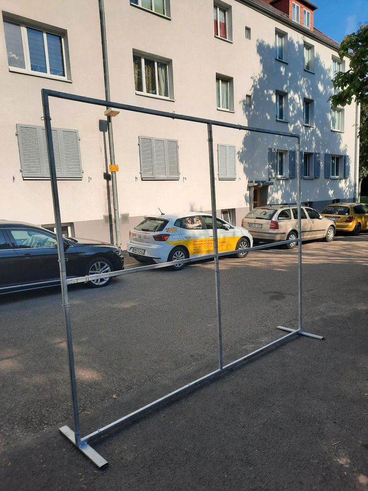 Gerüst aus Stahl für Events (Rosenwand) 2 x 3 Meter (zerlegbar) in Heilbronn