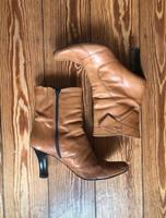 Stiefelette Clarks hellbraun extremst elegant Hamburg-Nord - Hamburg Fuhlsbüttel Vorschau