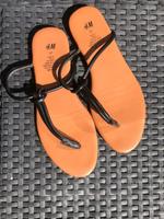 Zehensandalen H&M Gr. 37 schwarz Bayern - Bürgstadt Vorschau