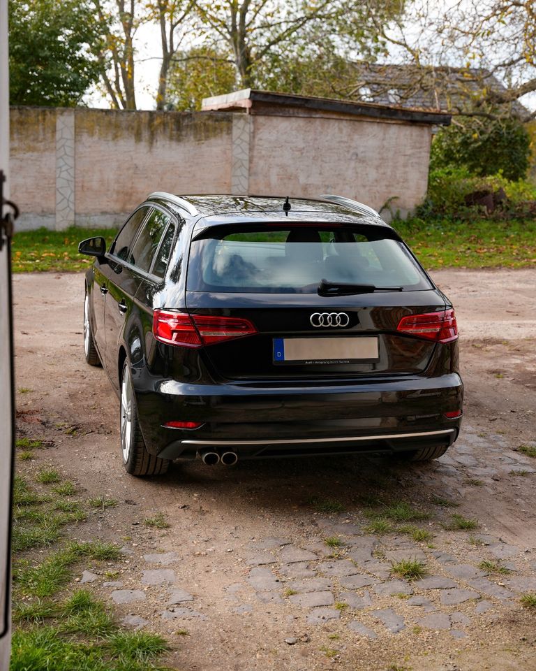 Grundreinigung innen außen Fahrzeugwäsche Innenreinigung in Groß Santersleben