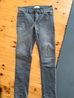 Pier One Jeans grau 30/32 Bayern - Langdorf Vorschau